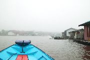 Foto: Cilts sievietes un saldūdens delfīnu meklējumi Borneo